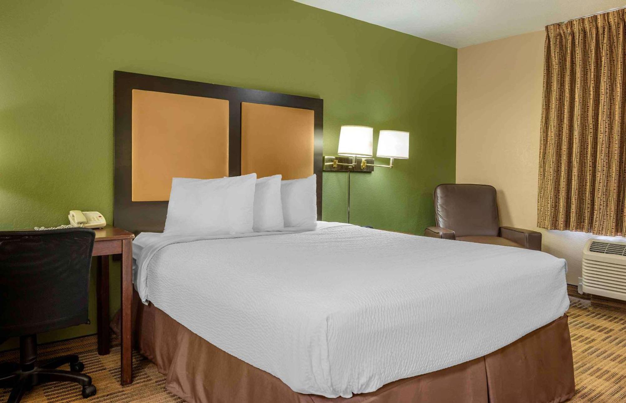 Extended Stay America Suites - Chicago - Берр-Ридж Экстерьер фото